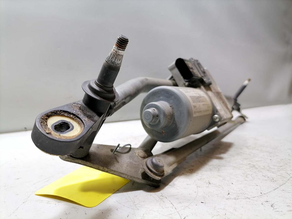 Audi A4 8K B8 original Wischermotor mit Wischergest&auml;nge Bj.2009